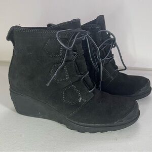 Sorel Toronto Women's Lace Up Black Suede Wedge Boots